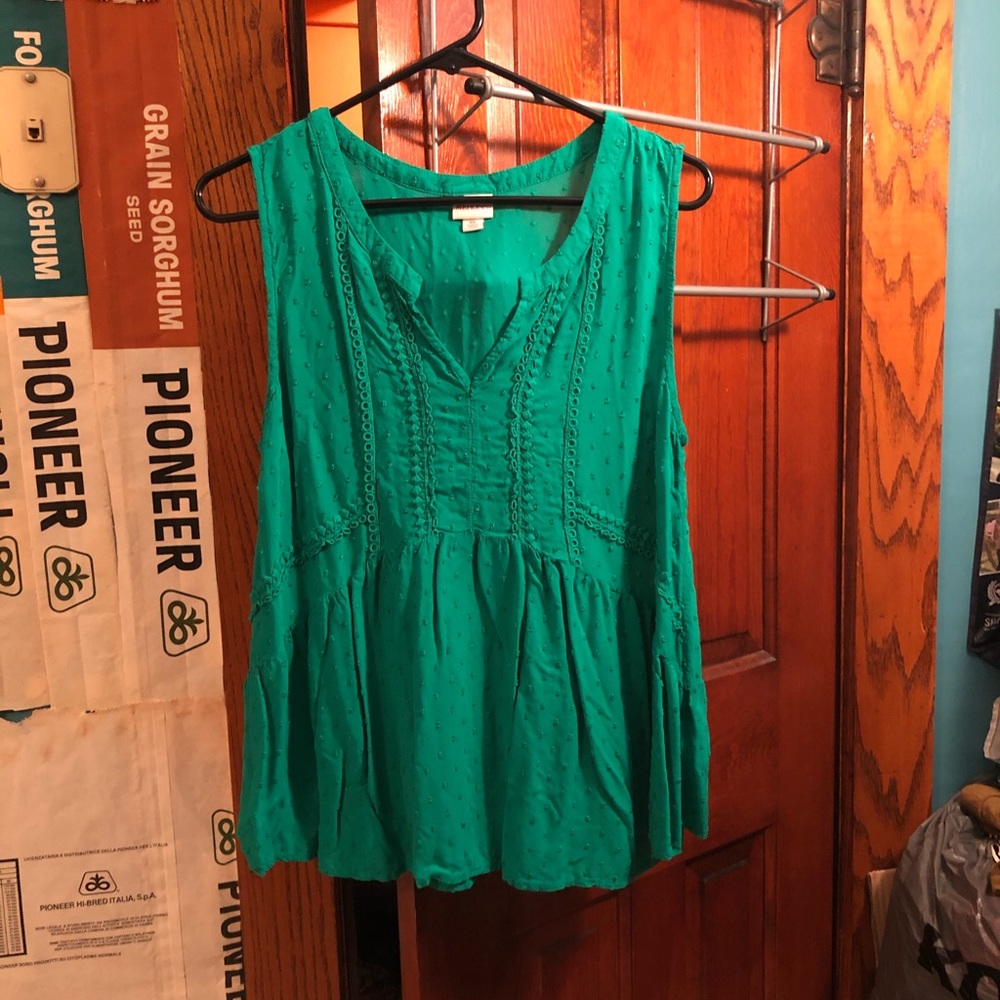 Green stitch detail tank top